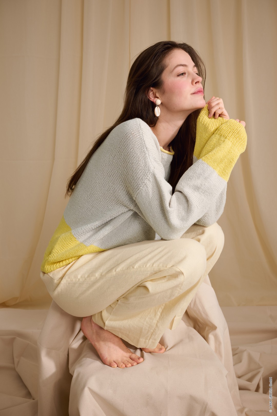 Artikelbild 1 des Artikels “Zweifarbiger Pullover aus Alta Moda Cotolana “