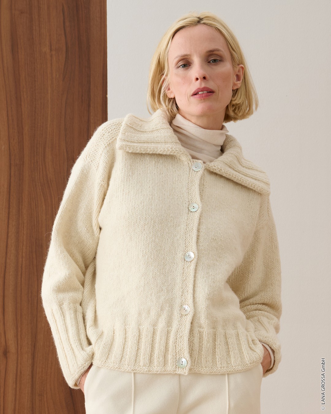 Artikelbild 1 des Artikels “Jacke Mit Umlegekragen aus Alta Moda Alpaca “