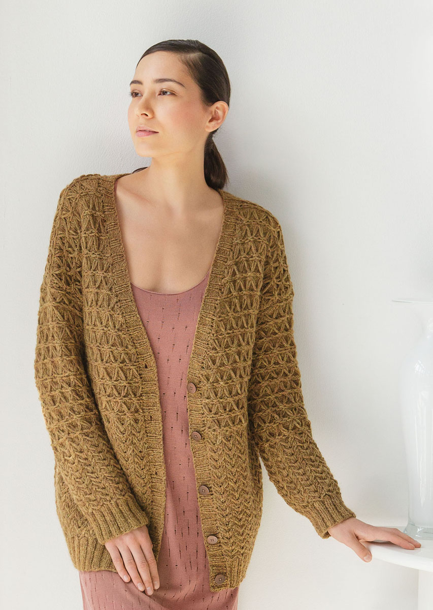 Artikelbild 1 des Artikels “Jacke im Hebenmaschenmuster aus Alta Moda Alpaca “