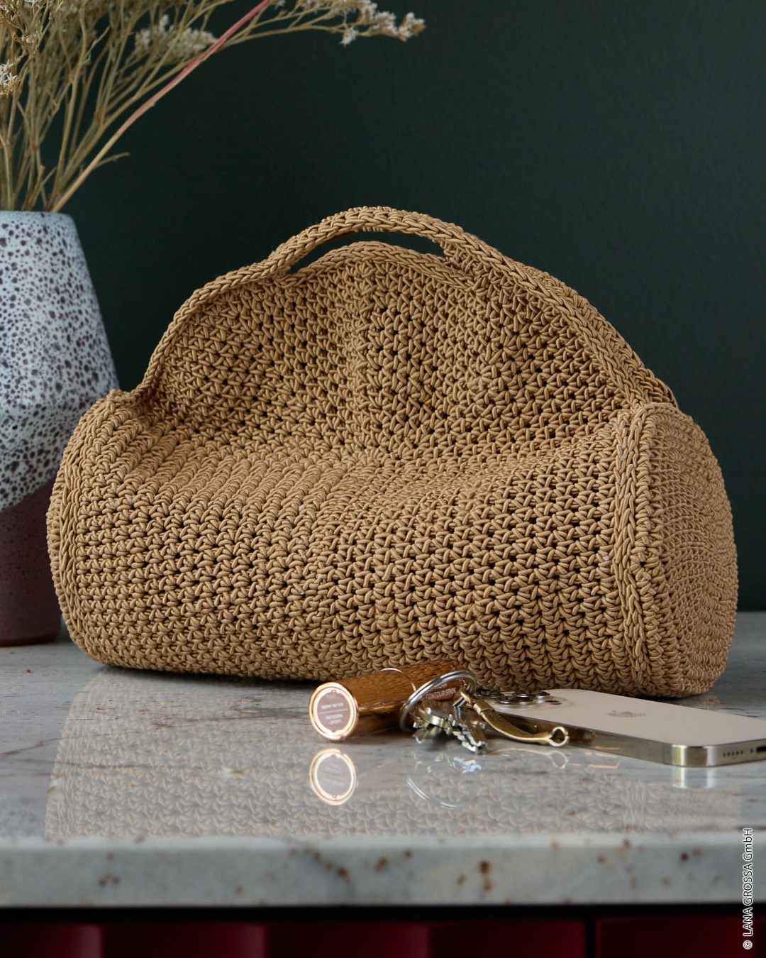 Artikelbild 1 des Artikels “Henkeltasche In Halben Stäbchen aus The Core “