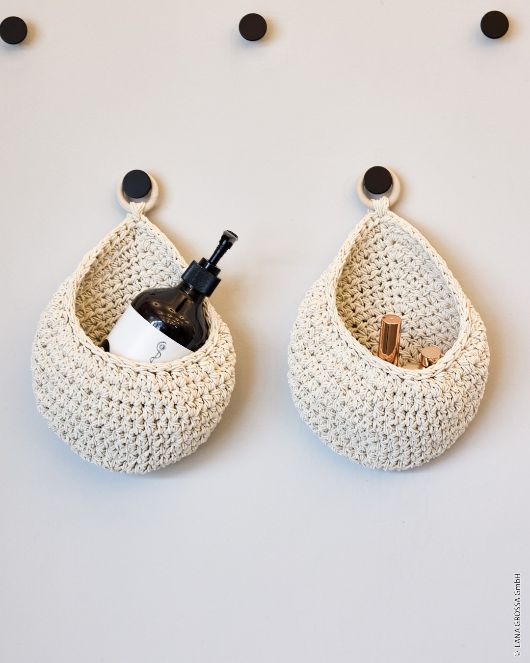 Artikelbild 1 des Artikels “Zwei Hängekörbe In Halben Stäbchen aus The Core “