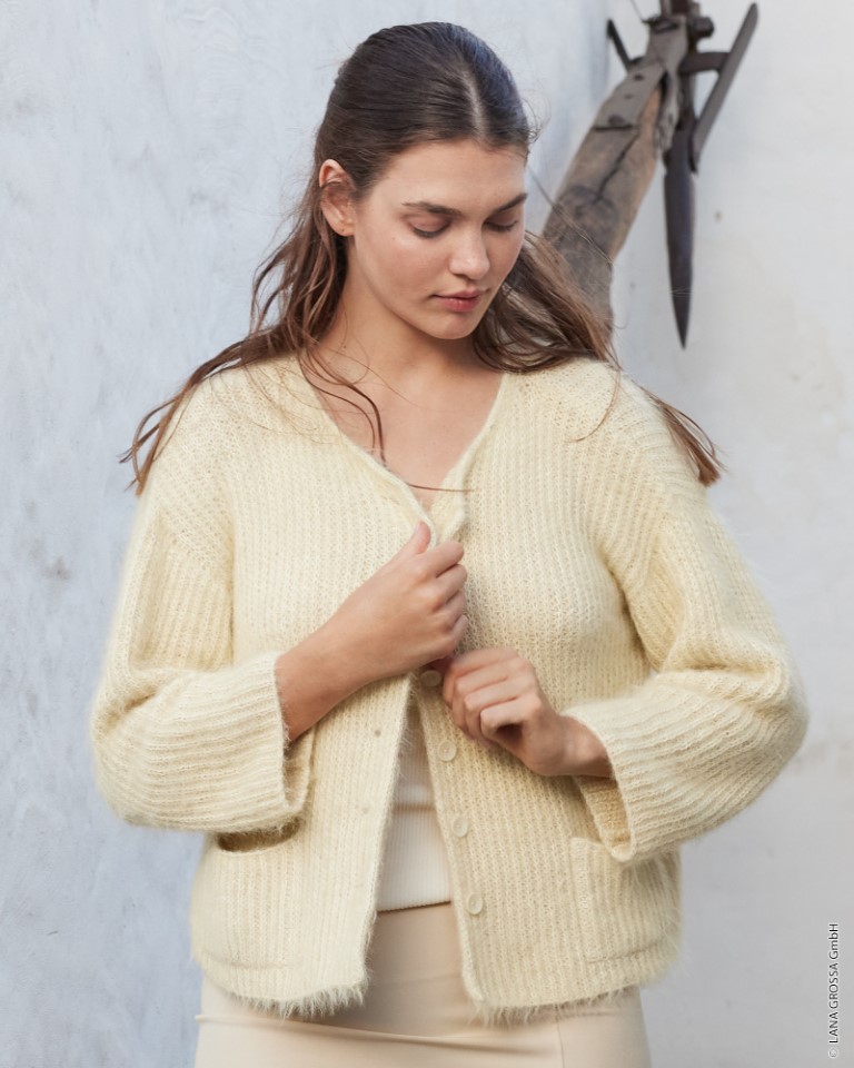 Artikelbild 1 des Artikels “Jacke Mit Aufgesetzten Taschen aus Finito 09 - Apricot/Creme | 40/42 (500g)“