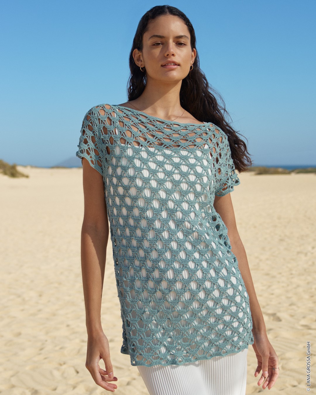 Artikelbild 1 des Artikels “Shirt Im Filigranen Lochmuster aus Solo Lino “