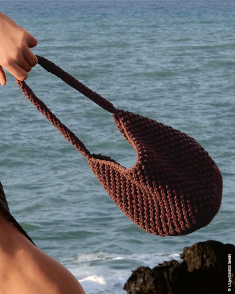 Artikelbild 1 des Artikels “Henkeltasche Im Noppenmuster aus Tessera “