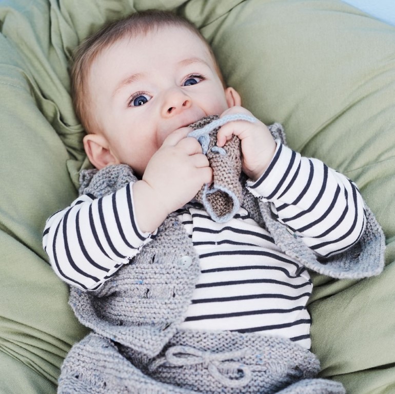 Artikelbild 1 des Artikels “Babyweste aus Como Tweed “