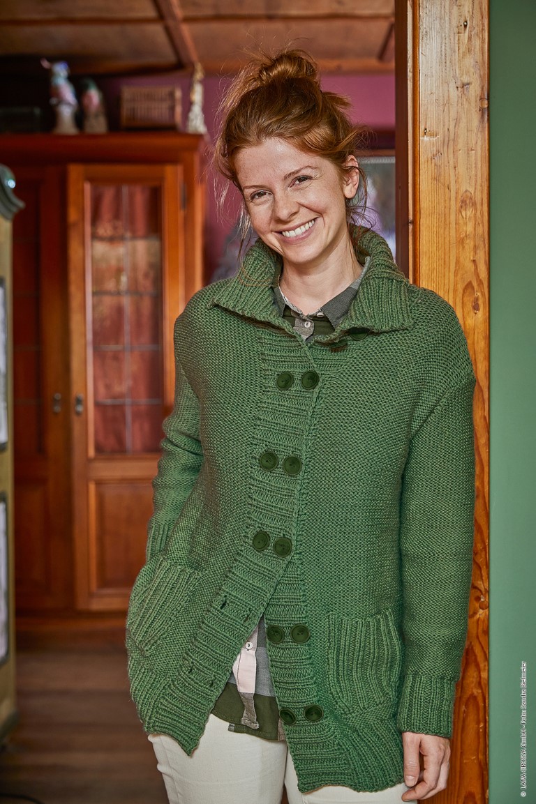 Artikelbild 1 des Artikels “Damenjacke aus LandLust Alpaka Merino 160 “