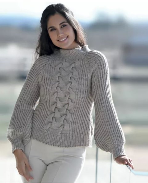 Artikelbild 1 des Artikels “Raglanpullover mit Zopfstreifen aus Linie 20 Cora “