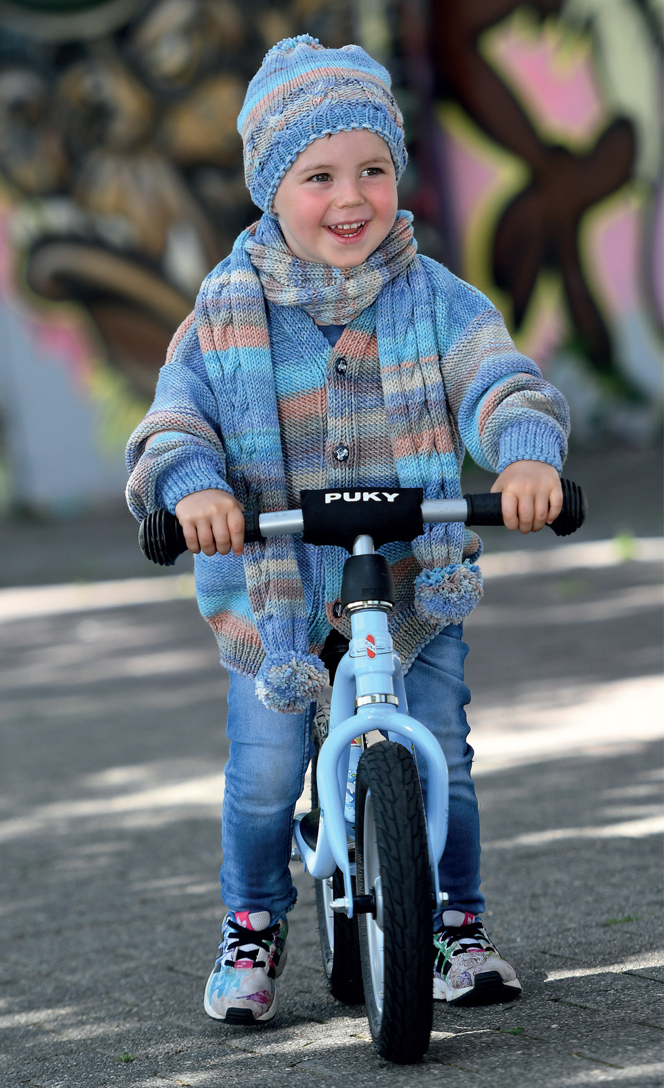Artikelbild 1 des Artikels “Kinderjacke aus Linie 110 Timona Design Color 333 - lila/pink/anthrazit | 128/134 (650g)“