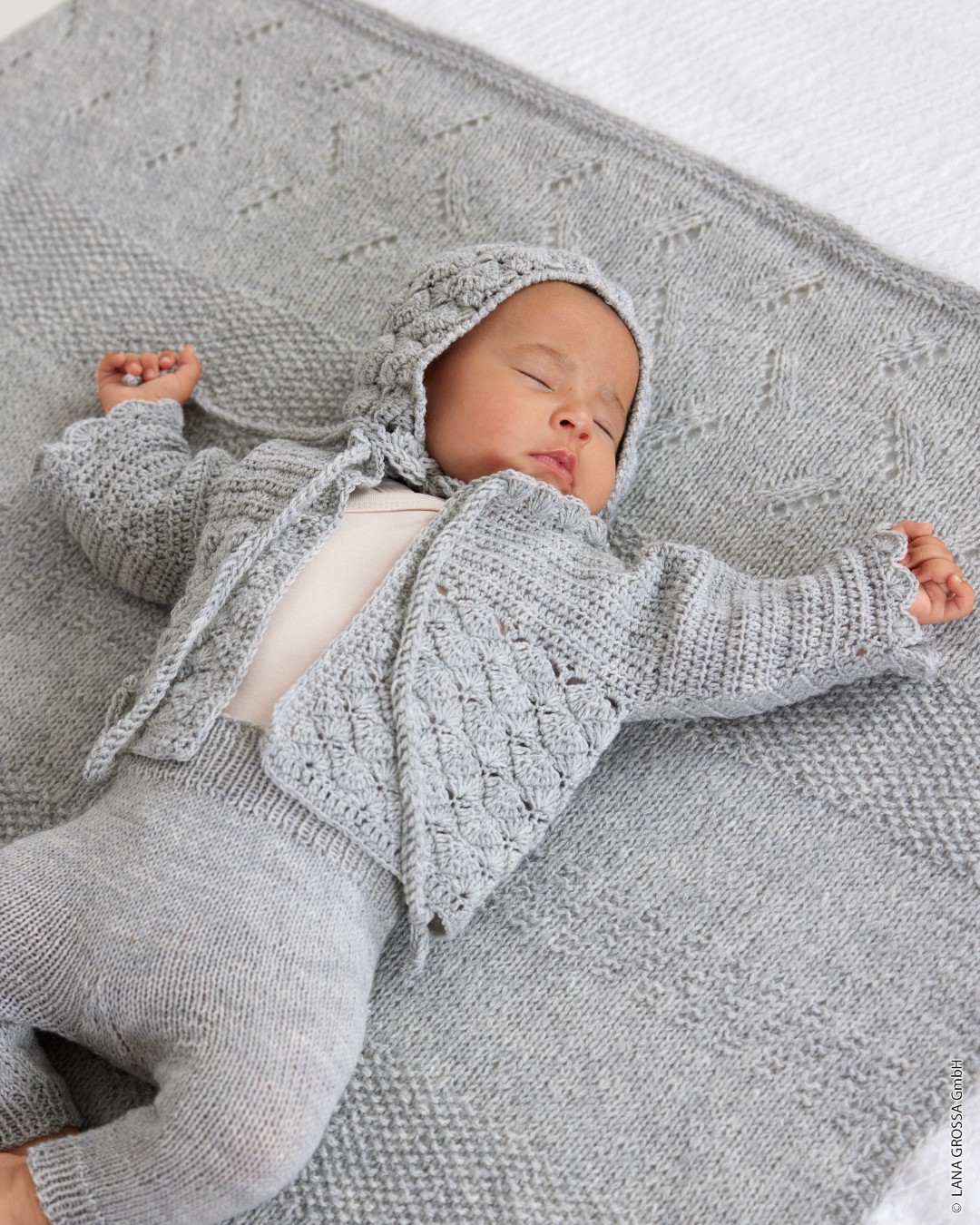 Artikelbild 1 des Artikels “Häkeljäckchen Mit Muschelmuster aus Cool Wool Baby “