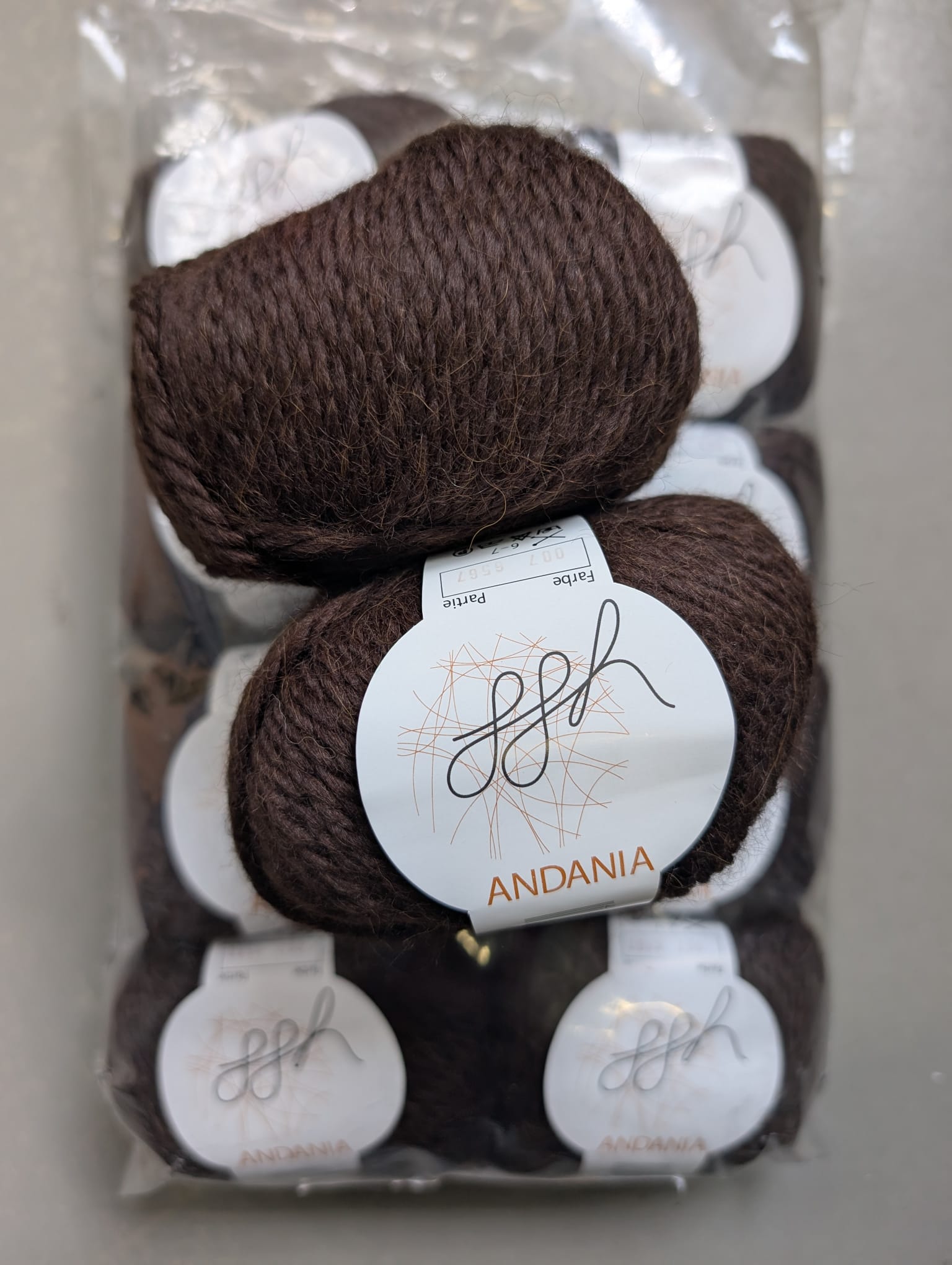 Artikelbild 1 des Artikels “450g GGH Andania Farbe 07 Zartbitterschokolade “