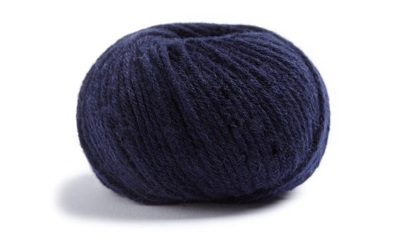 Artikelbild 2 des Artikels “Pullunder Sanne aus Lamana Bergamo 11 - Marineblau | S (275g)“