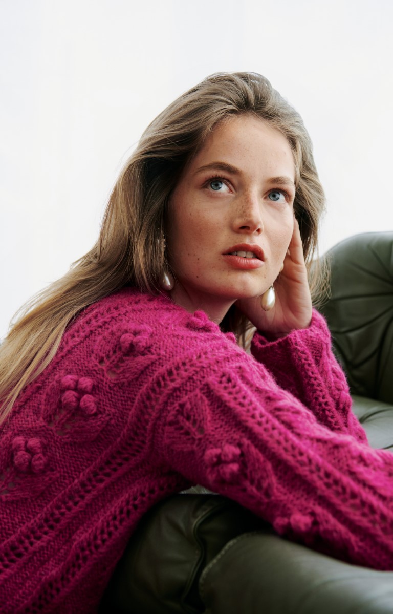 Artikelbild 2 des Artikels “Pullover im Noppenlochmuster aus Brigitte No. 2 “