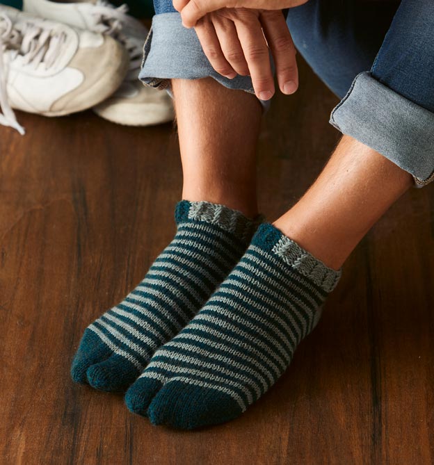 Artikelbild 3 des Artikels “TOPP  Sneakersocken stricken mit Wow-Effekt “