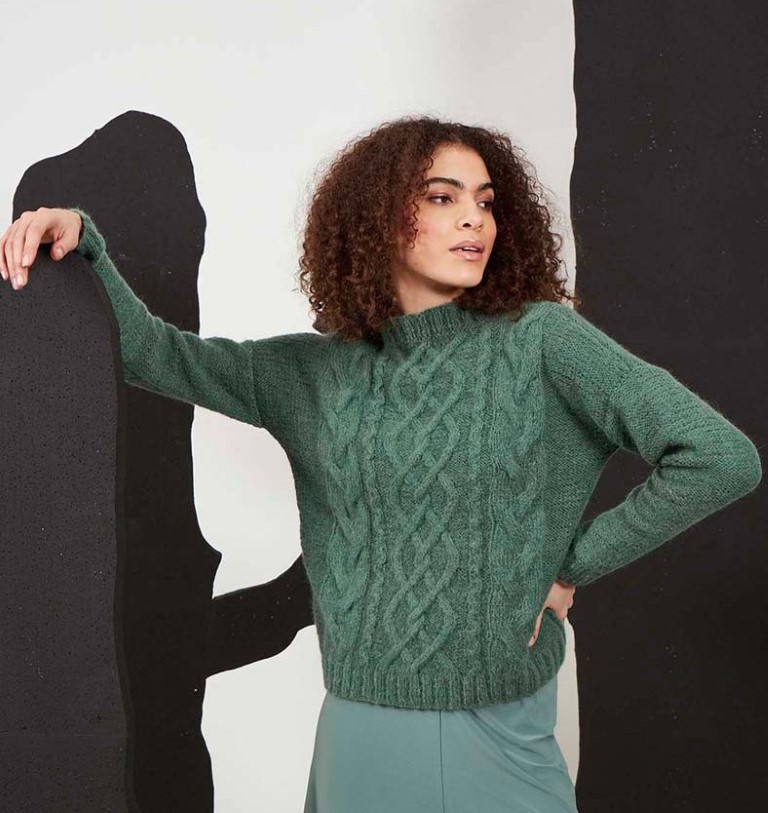 Artikelbild 3 des Artikels “Pullover mit Zopfmuster aus Malou Light 887.0046 - Lila | S (300g)“