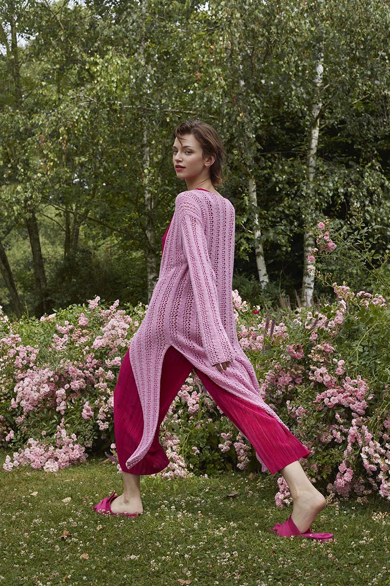 Artikelbild 3 des Artikels “Long cardigan Smell The Roses aus WOOLADDICTS Bliss “