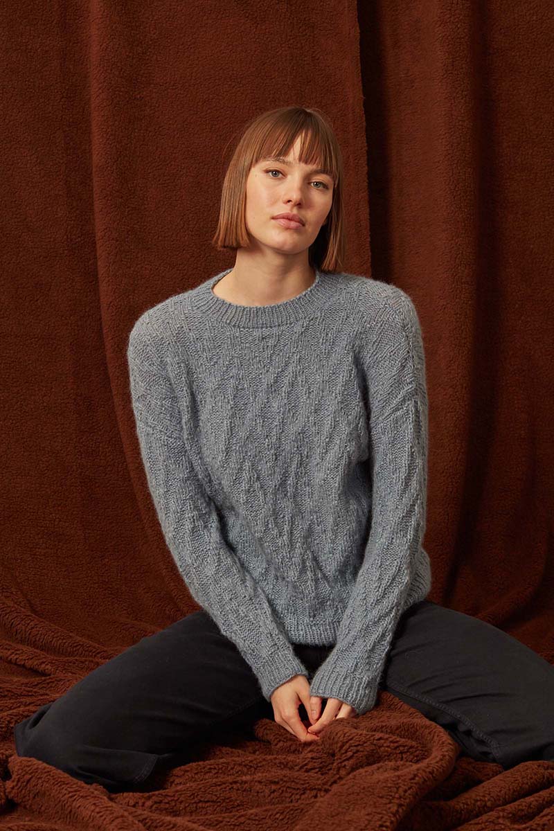 Artikelbild 3 des Artikels “Pullover Kat aus Malou Light 887.0198 - Olive Dunkel | L (400g)“