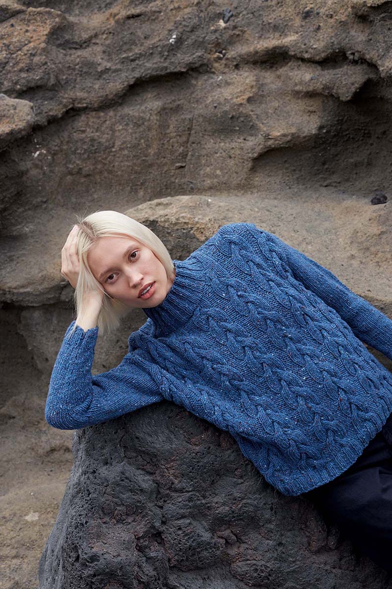 Artikelbild 3 des Artikels “Pullover Philippa aus Donegal Tweed 1143.0074 - atlantik | M-L (600g)“