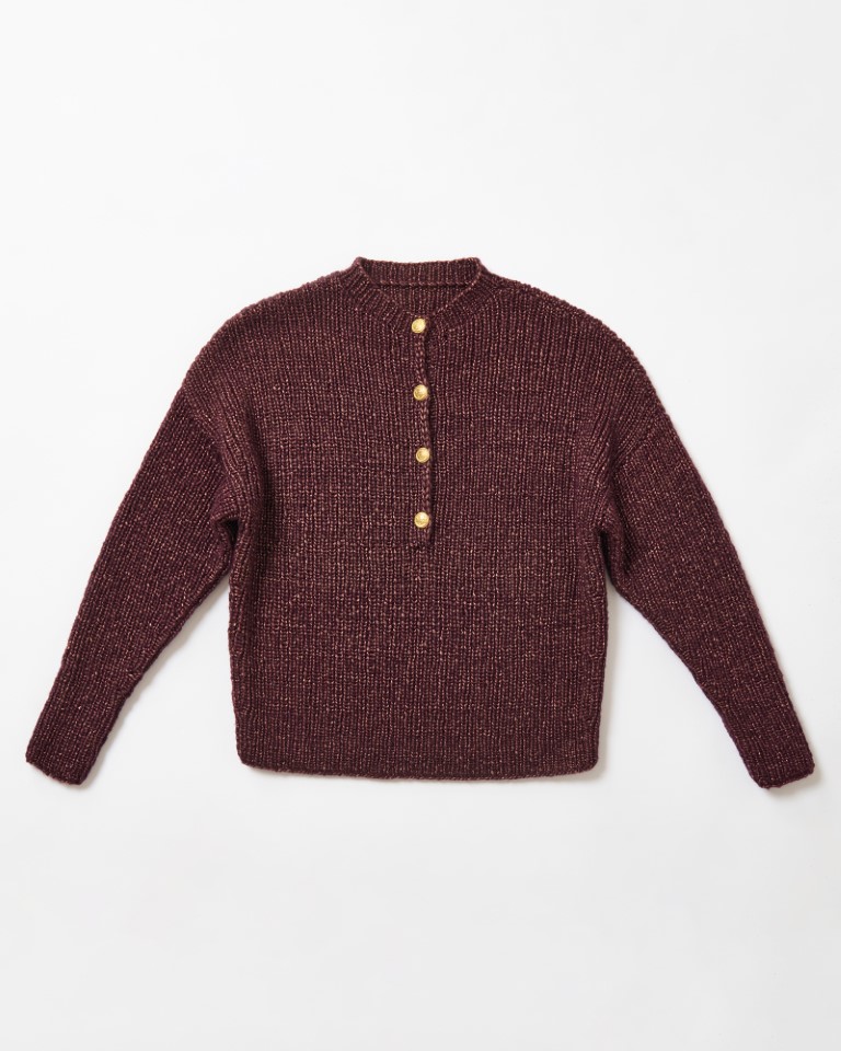 Artikelbild 3 des Artikels “Rippenpullover Mit Goldknöpfen aus Lucida “