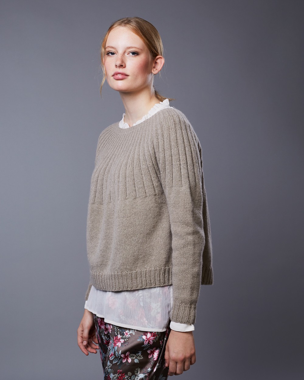 Artikelbild 3 des Artikels “Pullover Tala aus Lamana Milano 24 - Petrol | M (325g)“