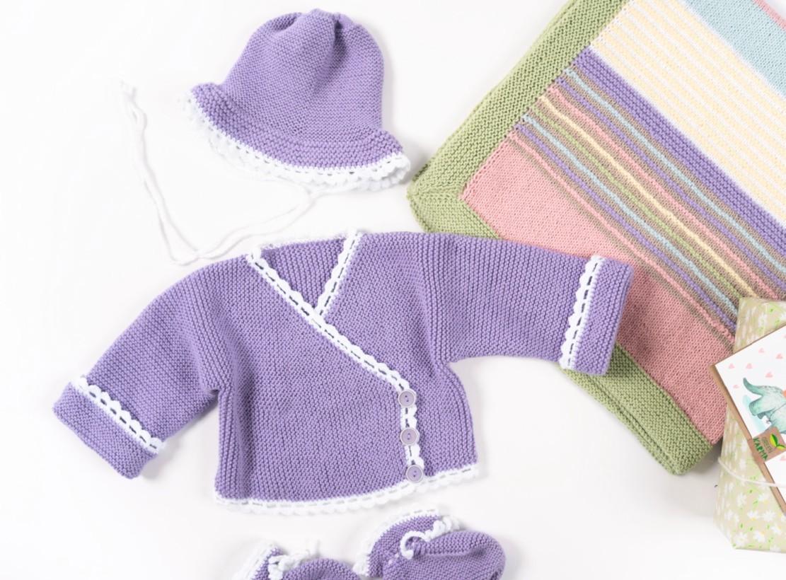 Artikelbild 3 des Artikels “Wickeljacke mit Häkelblende aus Pro Lana Baby Micro “