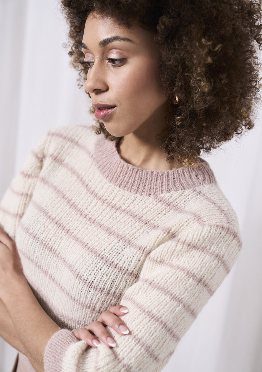 Artikelbild 3 des Artikels “Pullover Dunwich aus Rowan Alpaca Cotton “
