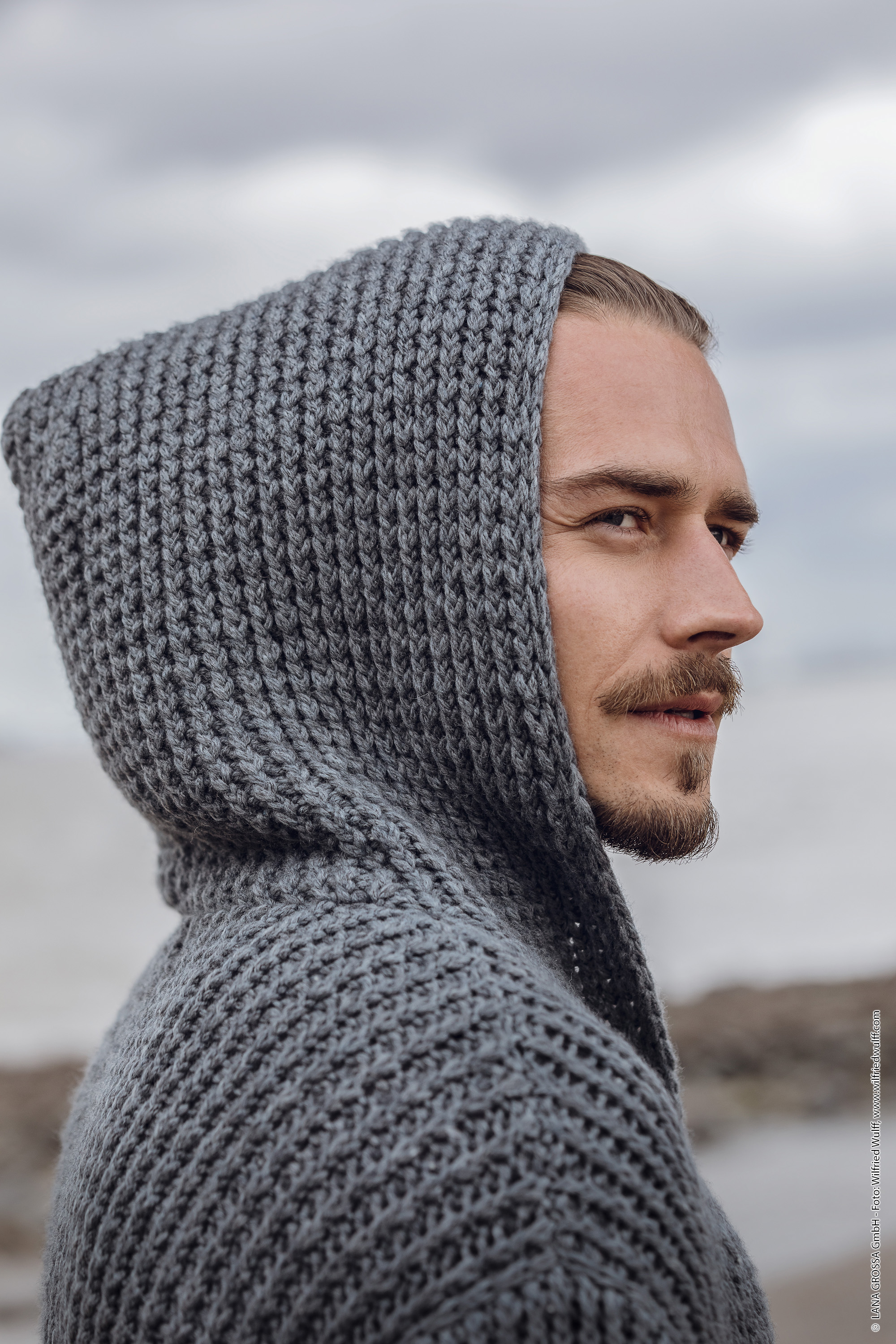 Artikelbild 3 des Artikels “Kapuzenjacke aus Alta Moda Cashmere 16 “