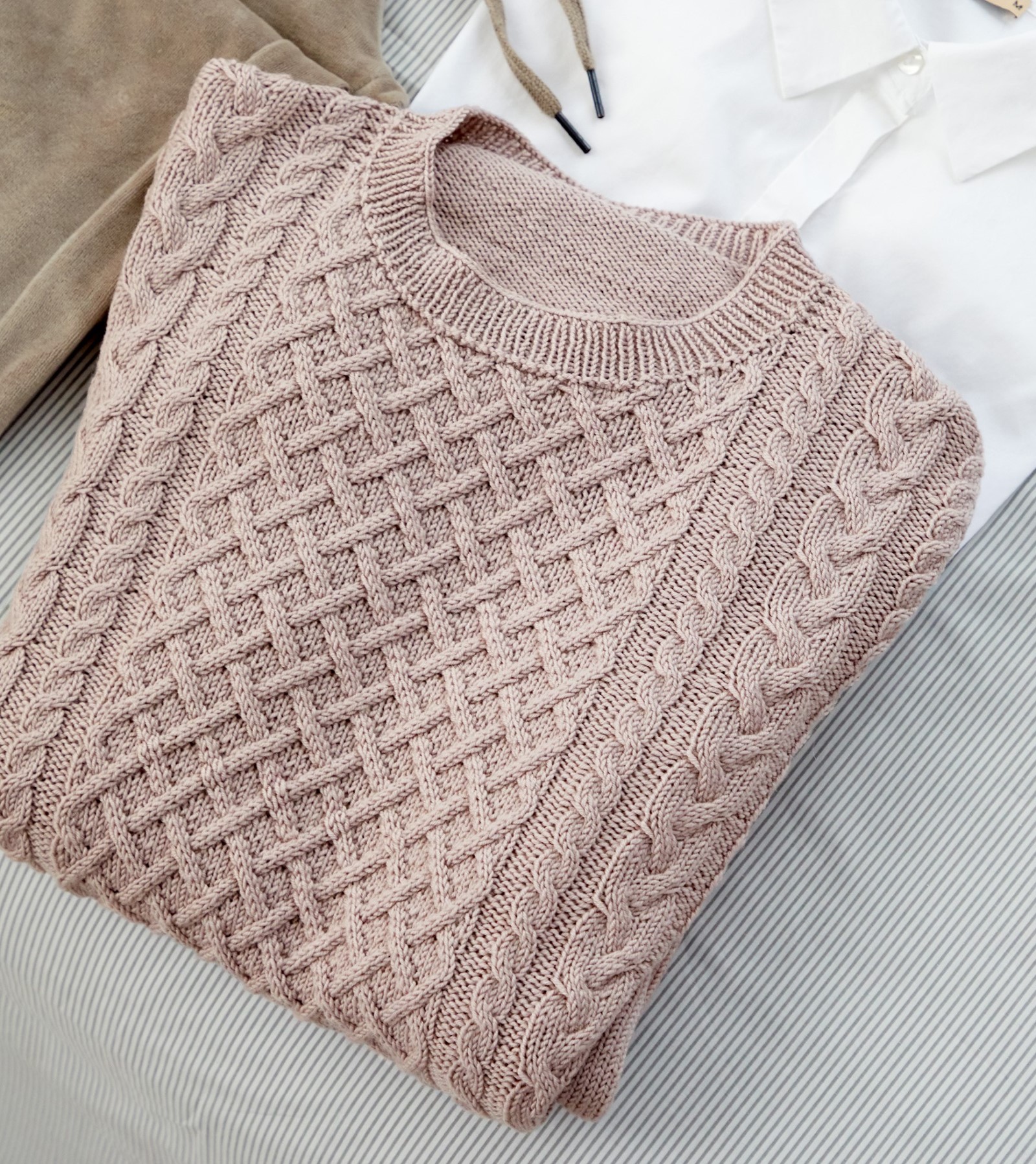 Artikelbild 3 des Artikels “Zopfpullover aus Cool Wool “