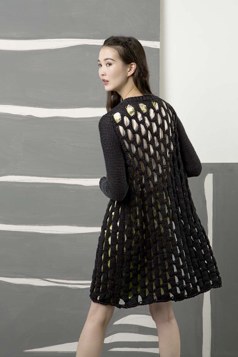 Artikelbild 4 des Artikels “Jacke aus Amira “