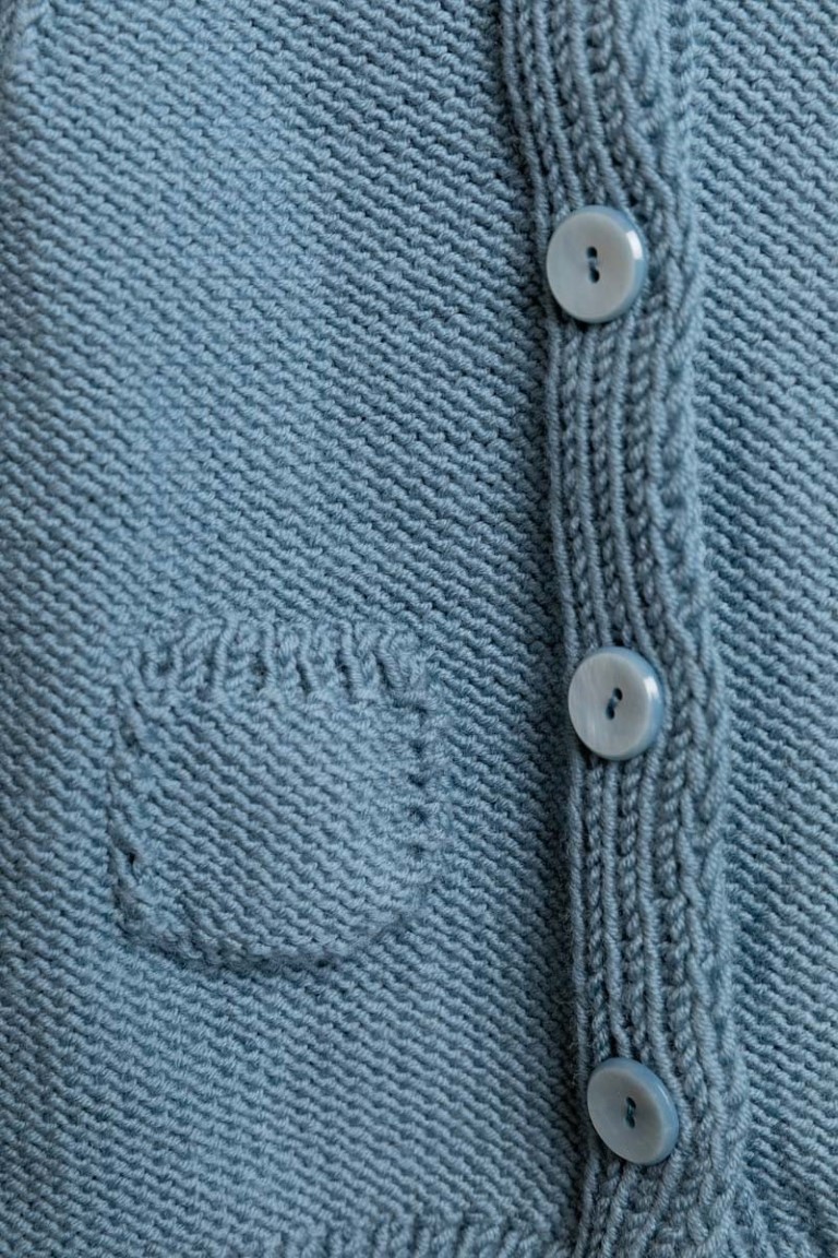 Artikelbild 4 des Artikels “Babyjacke aus Merino 120 “