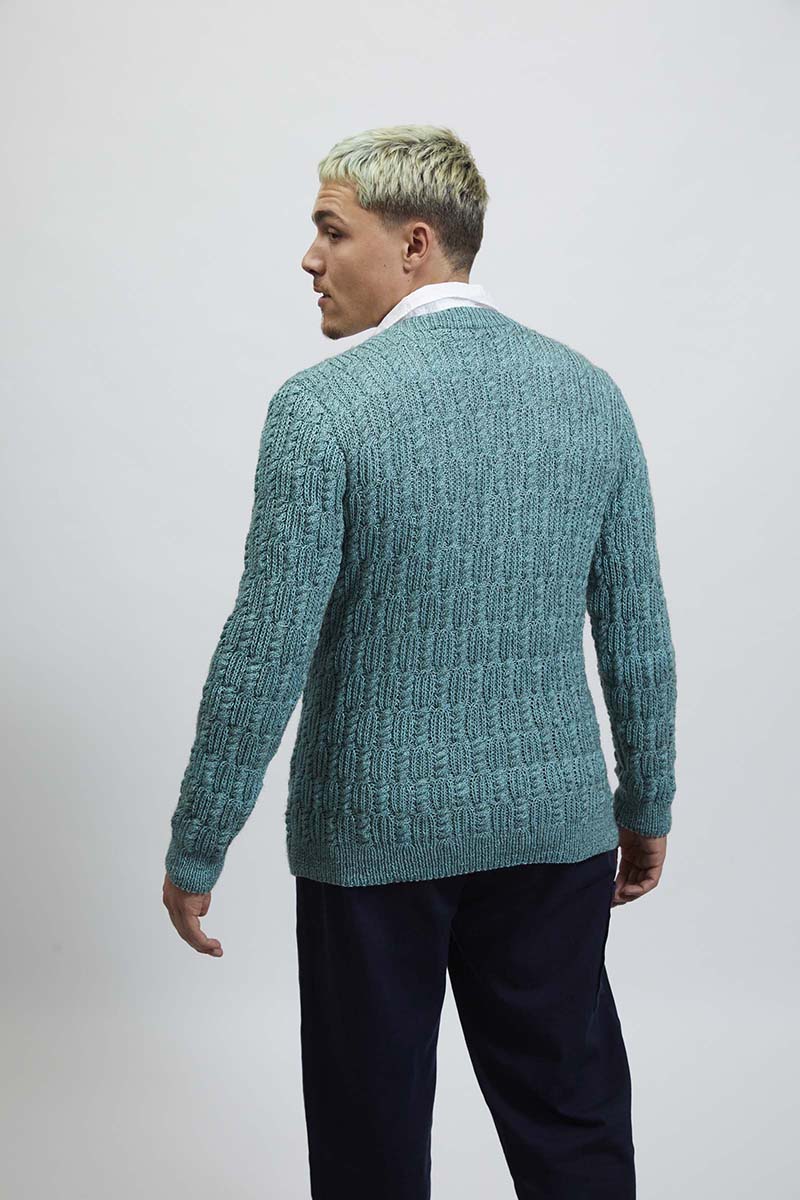 Artikelbild 4 des Artikels “Herrenpullover Anton aus Vaya 1135.0008 - Graugrün | L (550g)“