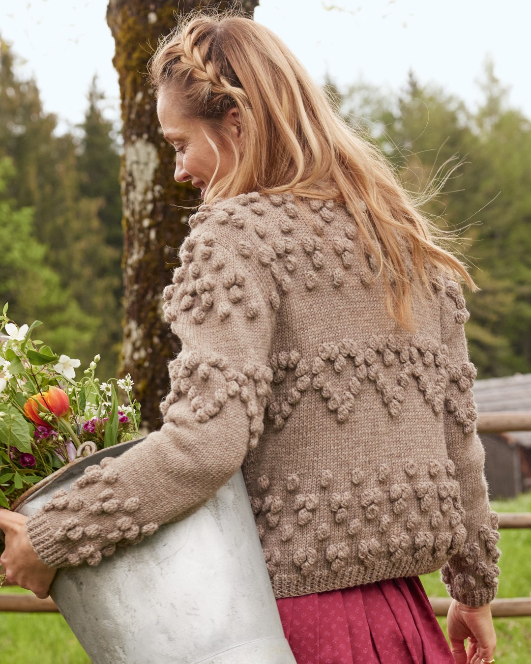 Artikelbild 4 des Artikels “Jacke Mit Noppenmuster aus Alpina “