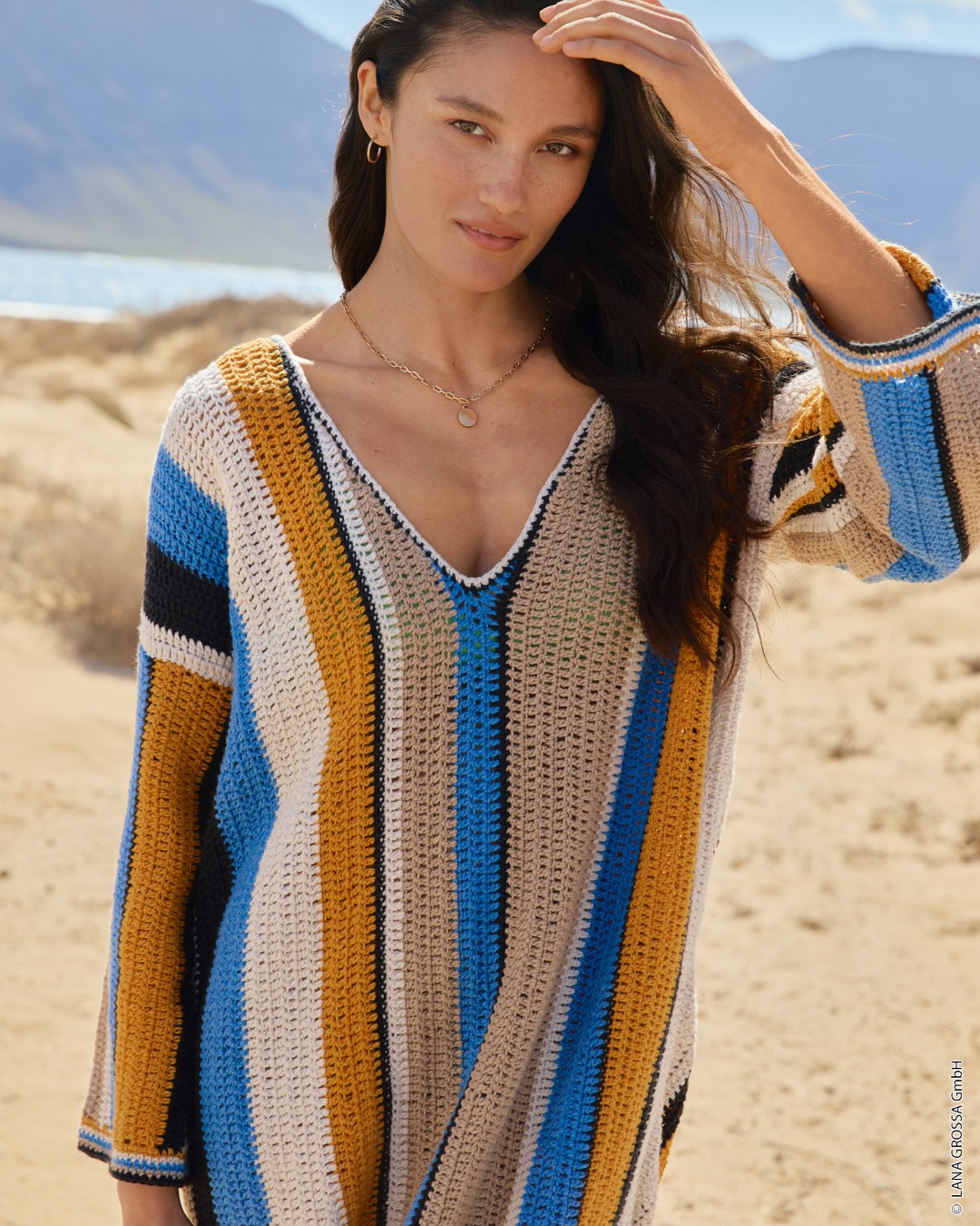 Artikelbild 4 des Artikels “Tunika In Stäbchen Und Festen Maschen aus Alta Moda Cotolana “