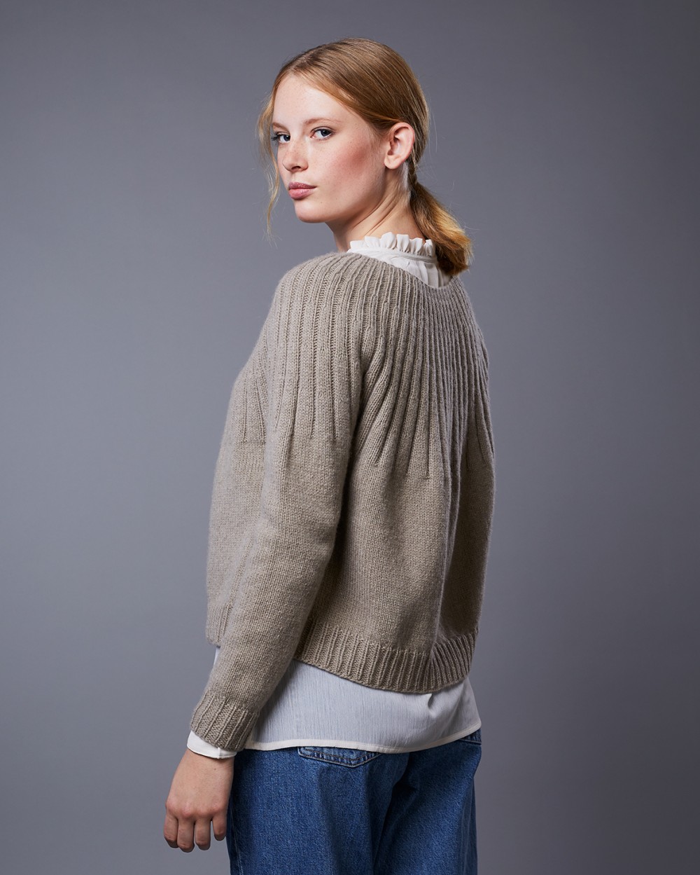 Artikelbild 4 des Artikels “Pullover Tala aus Lamana Milano 24 - Petrol | M (325g)“