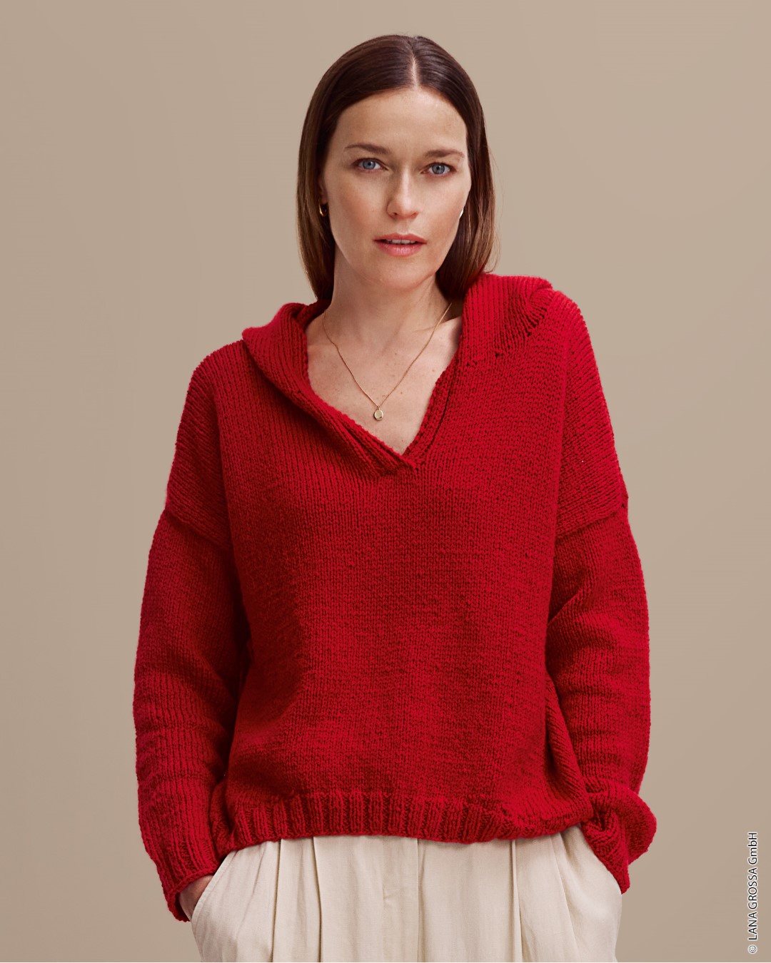 Artikelbild 4 des Artikels “Hoodie Mit V-Ausschnitt aus Cool Merino 34 - Rot | 40/42 (500g)“