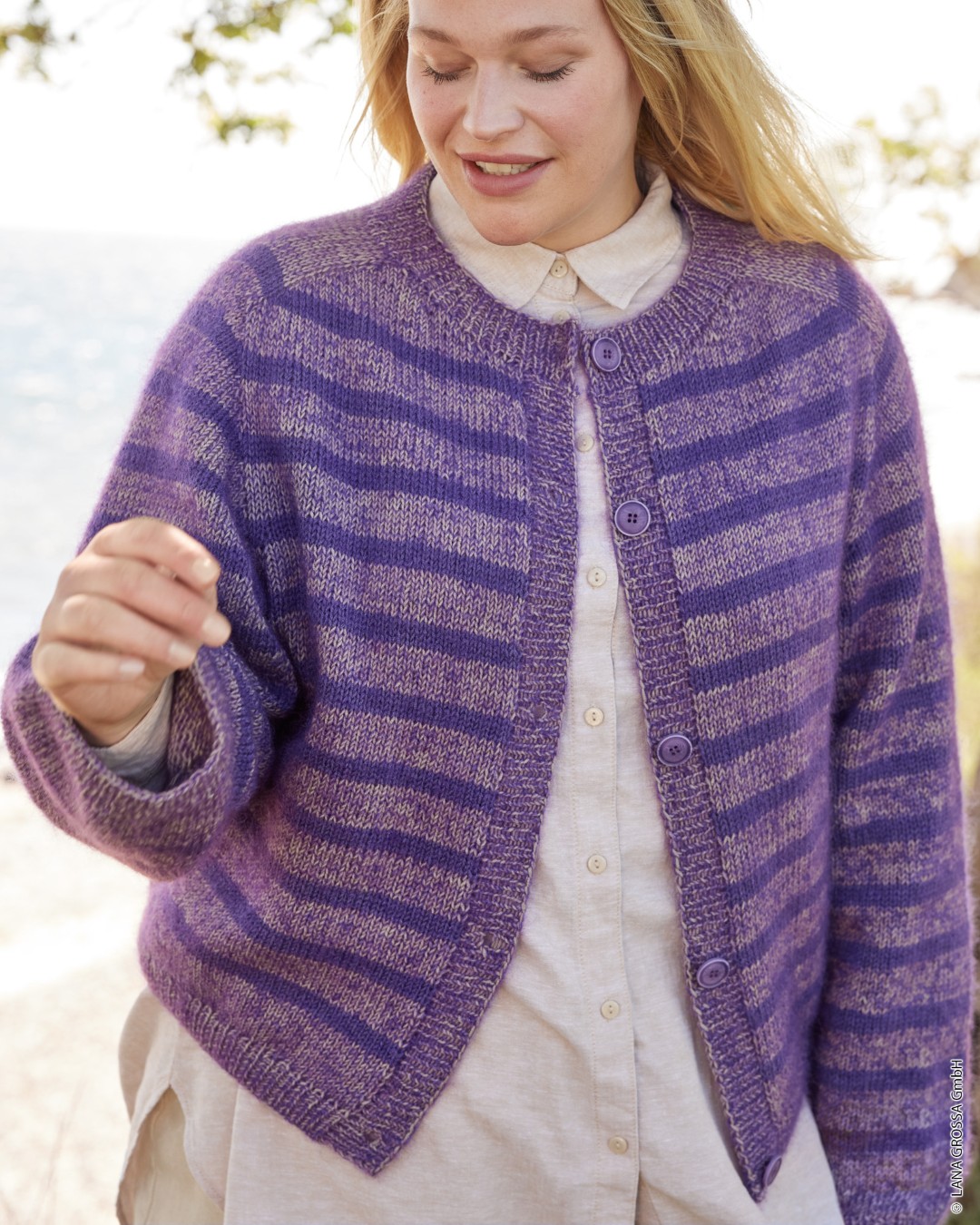 Artikelbild 4 des Artikels “Top Down Streifenjacke aus Merino Superiore & Silkhair “