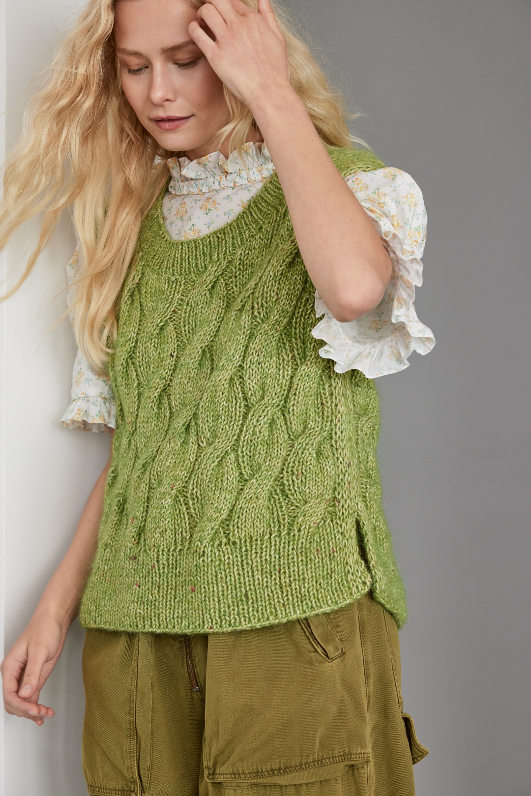 Artikelbild 4 des Artikels “Zopfpullunder aus Natural Alpaca Pelo & Natural Superkid Tweed “