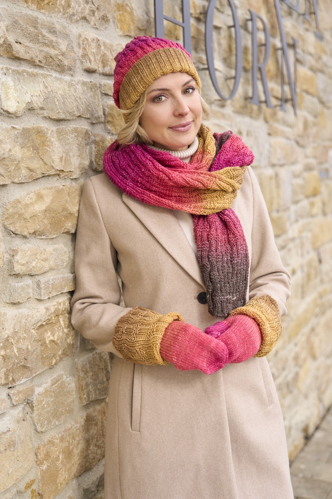 Artikelbild 4 des Artikels “Schal, Mütze und/oder Handschuhe aus Pro Lana 1-2-3 Ideen Merino “