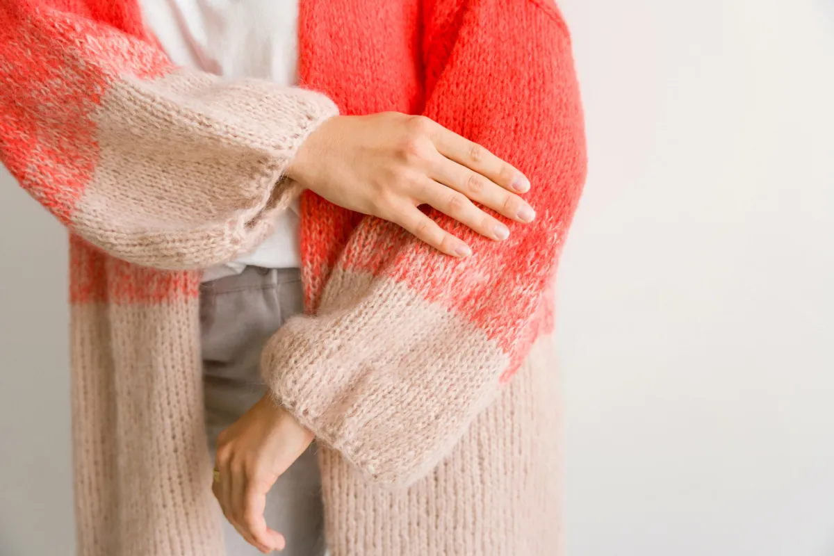 Artikelbild 4 des Artikels “Strickjacke mit Farbverlauf aus Setasuri (Tanja Steinbach) “