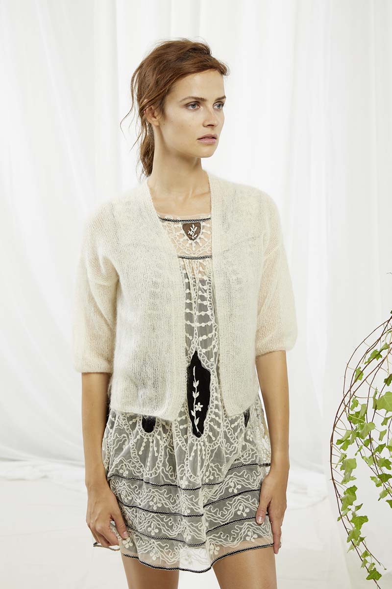 Artikelbild 5 des Artikels “Lang Yarns Lace “