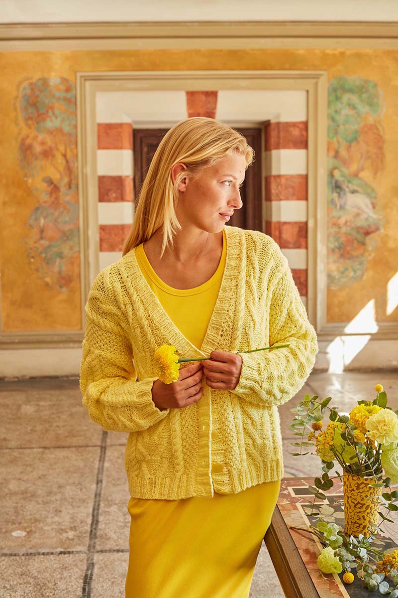 Artikelbild 5 des Artikels “Cardigan Pretty Flowers aus Happiness “