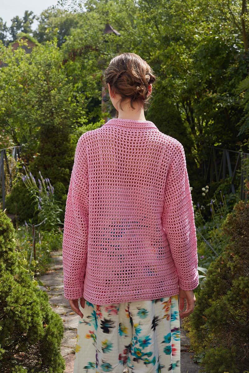 Artikelbild 5 des Artikels “Crocheted cardigan Flower Field aus WOOLADDICTS Sunshine “
