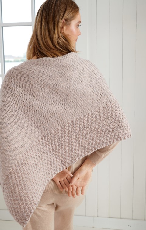 Artikelbild 5 des Artikels “Poncho aus Alta Moda Cashmere 16 “