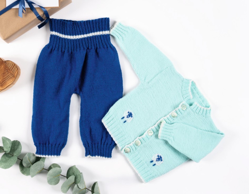 Artikelbild 6 des Artikels “Jäckchen mit Schäfchen aus Pro Lana Baby Merino Soft “